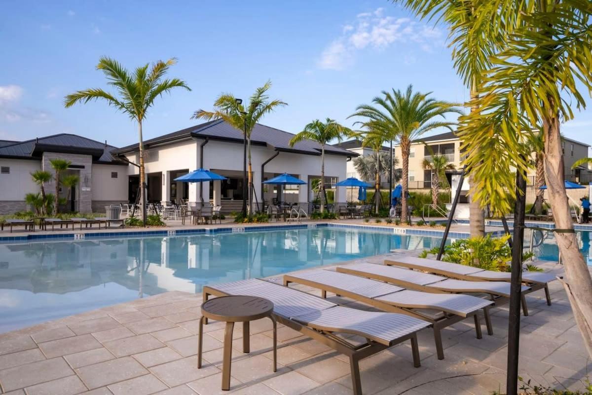 Splendid 4 Bd W/ Pool Close To Disney @ Champions Gate 1006 Kissimmee Luaran gambar
